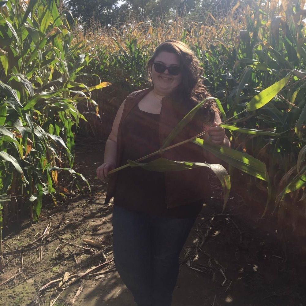 Meet your Posher, Julia